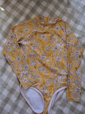 Cat & Jack Girls' Yellow Floral Long-Sleeve Swim Rashguard